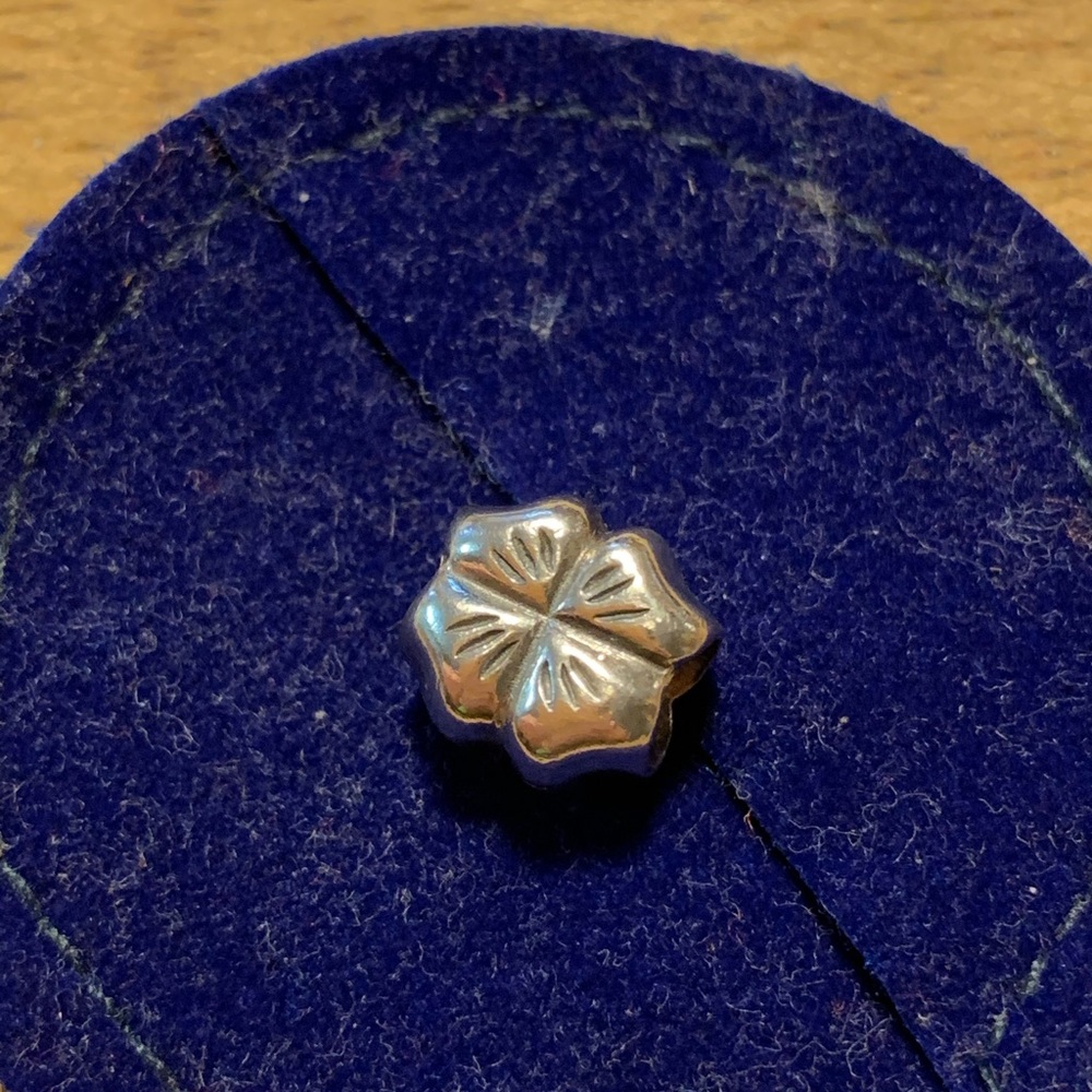 Pandora Clover charm